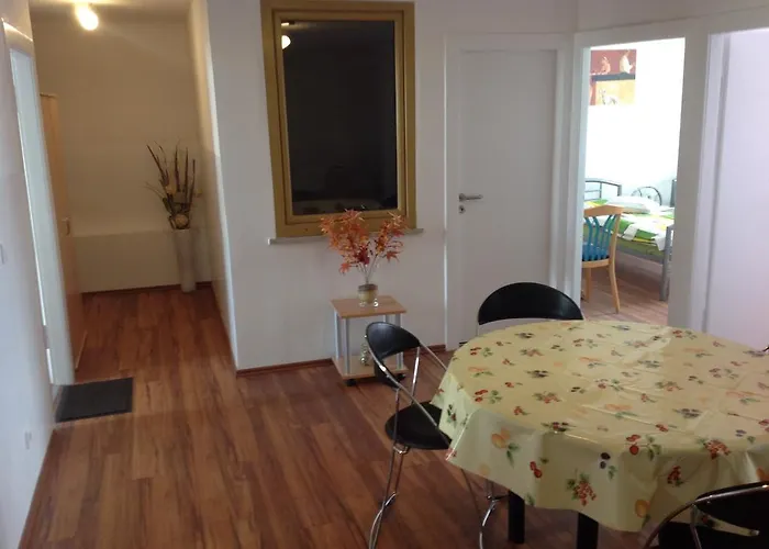 Lindengarten بيت ضيافة