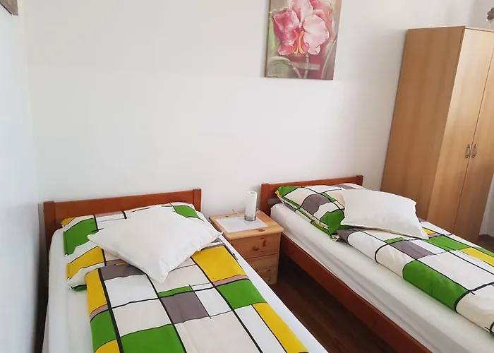 Lindengarten * نورنبيرغ