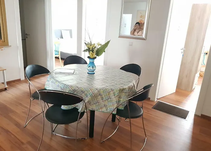 Lindengarten بيت ضيافة